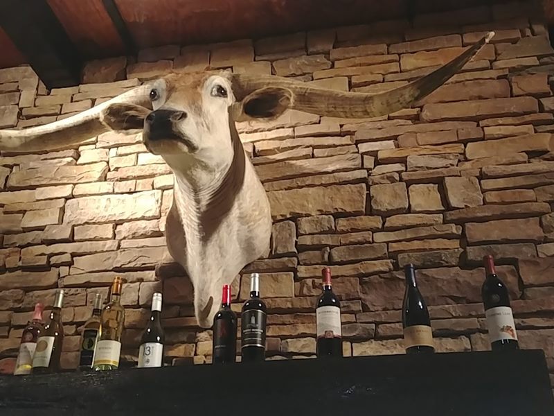 LongHorn Steakhouse interior